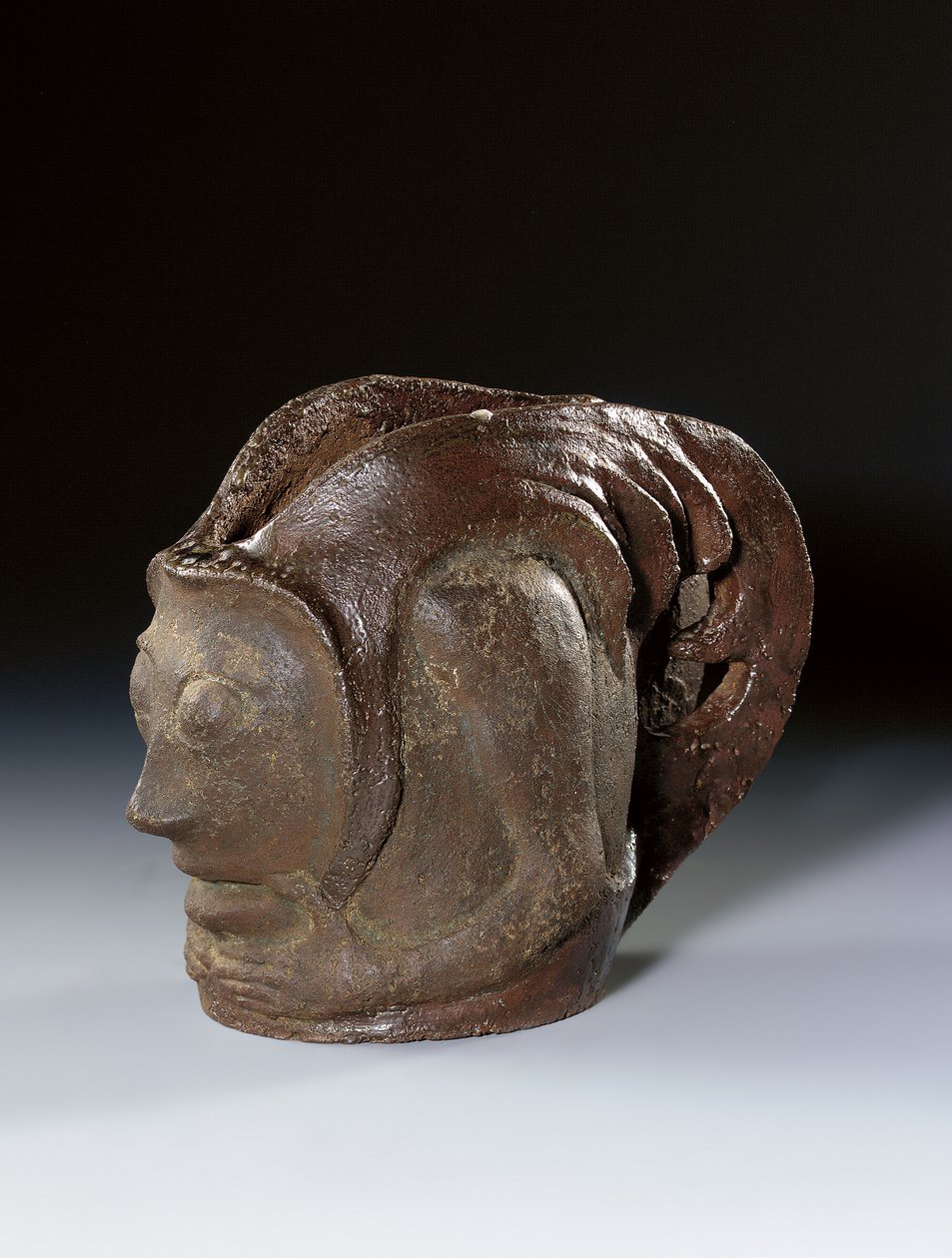 Pote em forma de cabeça grotesca, c.1895 de Paul Gauguin