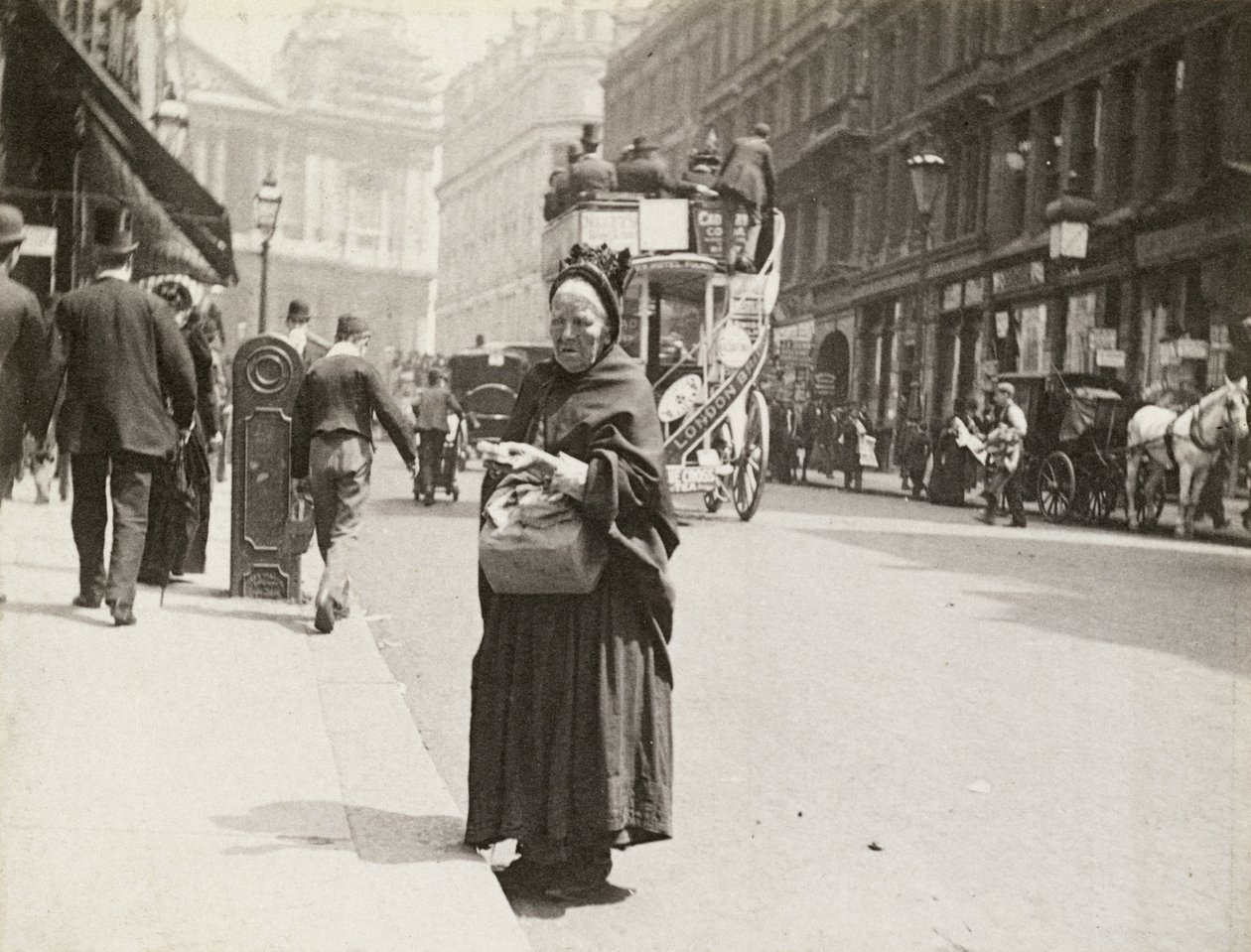 O vendedor do jogo, Ludgate Hill, 1893 de Paul Martin