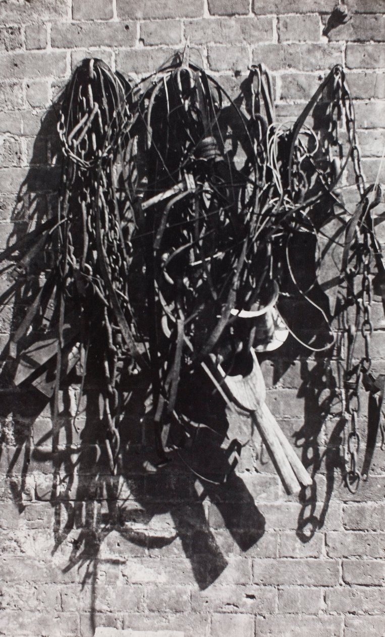 Chain and Net, casa de John Nash, Meadle, Berkshire de Paul Nash