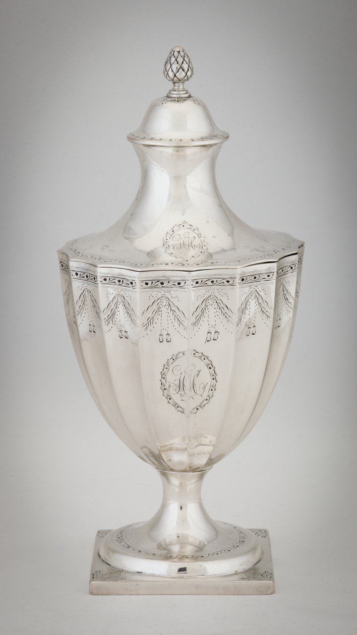 Urna de açúcar, c.1795 (prata) de Paul Revere