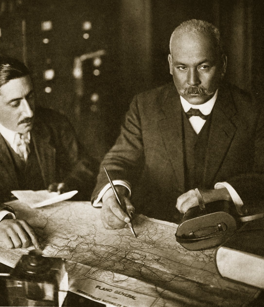 Dr. Vasquez Gomez no Hotel Imperial em Nova York, 1911 de Paul Thompson