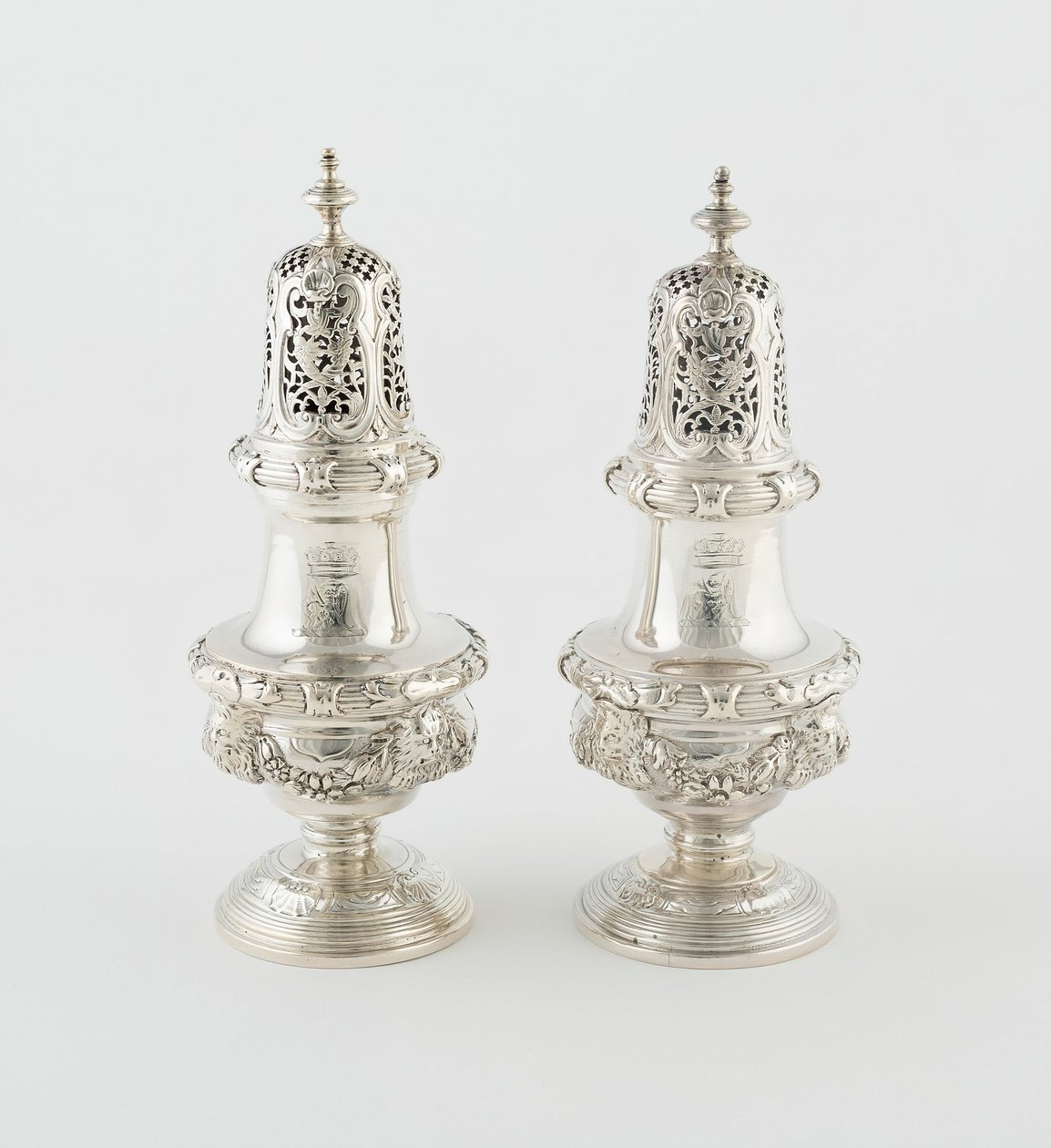 Par de rodízios, Londres, 173243. de Paul de Lamerie