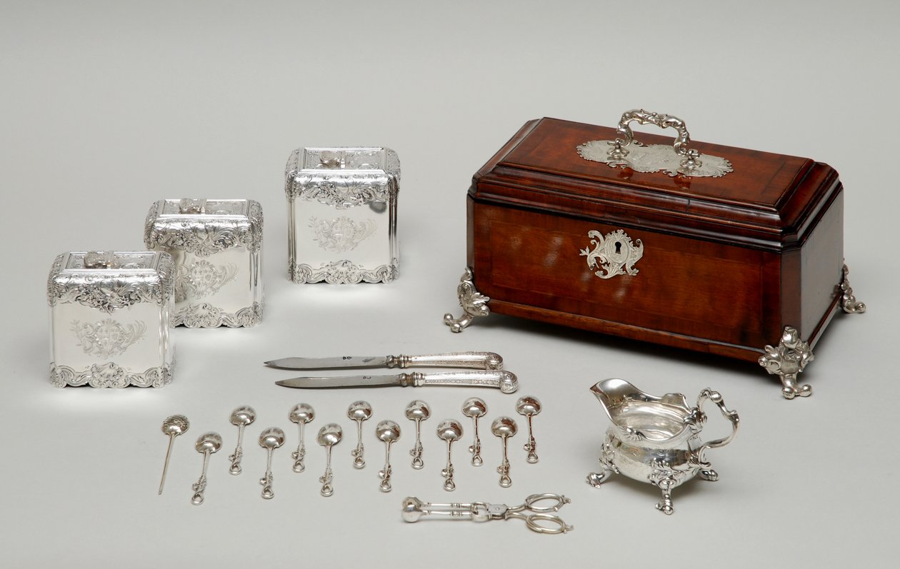 Equipamento para chá, c.1735 (prata e madeira) de Paul de Lamerie
