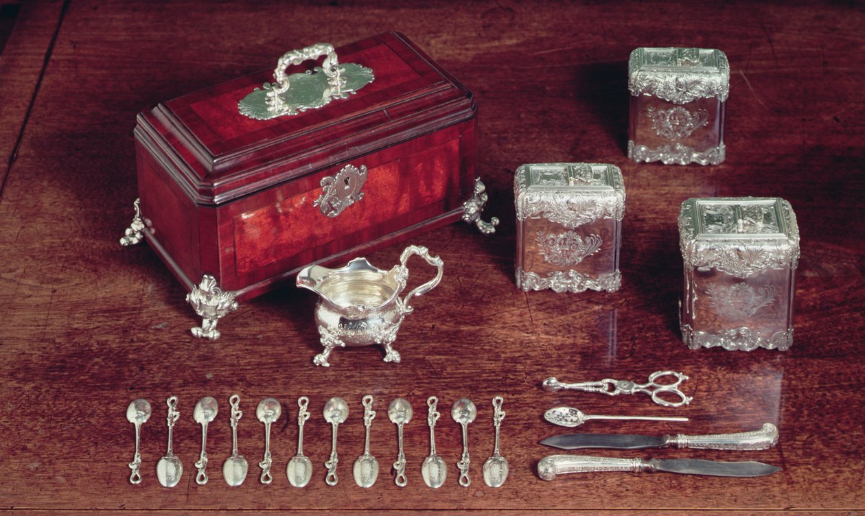 Equipamento para chá, c.1735 (prata e madeira) de Paul de Lamerie