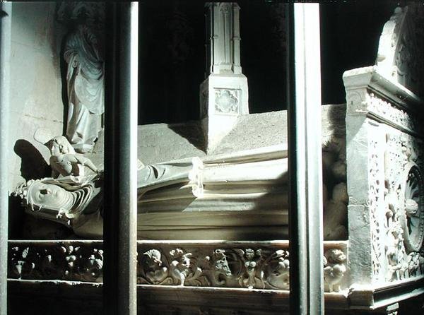 Túmulo de Blanche de Anjou, esposa de Jaime II de Aragão (1264-1327) de Pere de Bonhull Pere de Bonhull