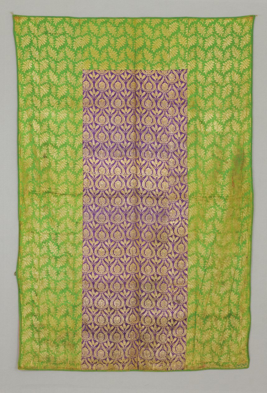 Capa, ouro sobre fundo de cetim de Persian School