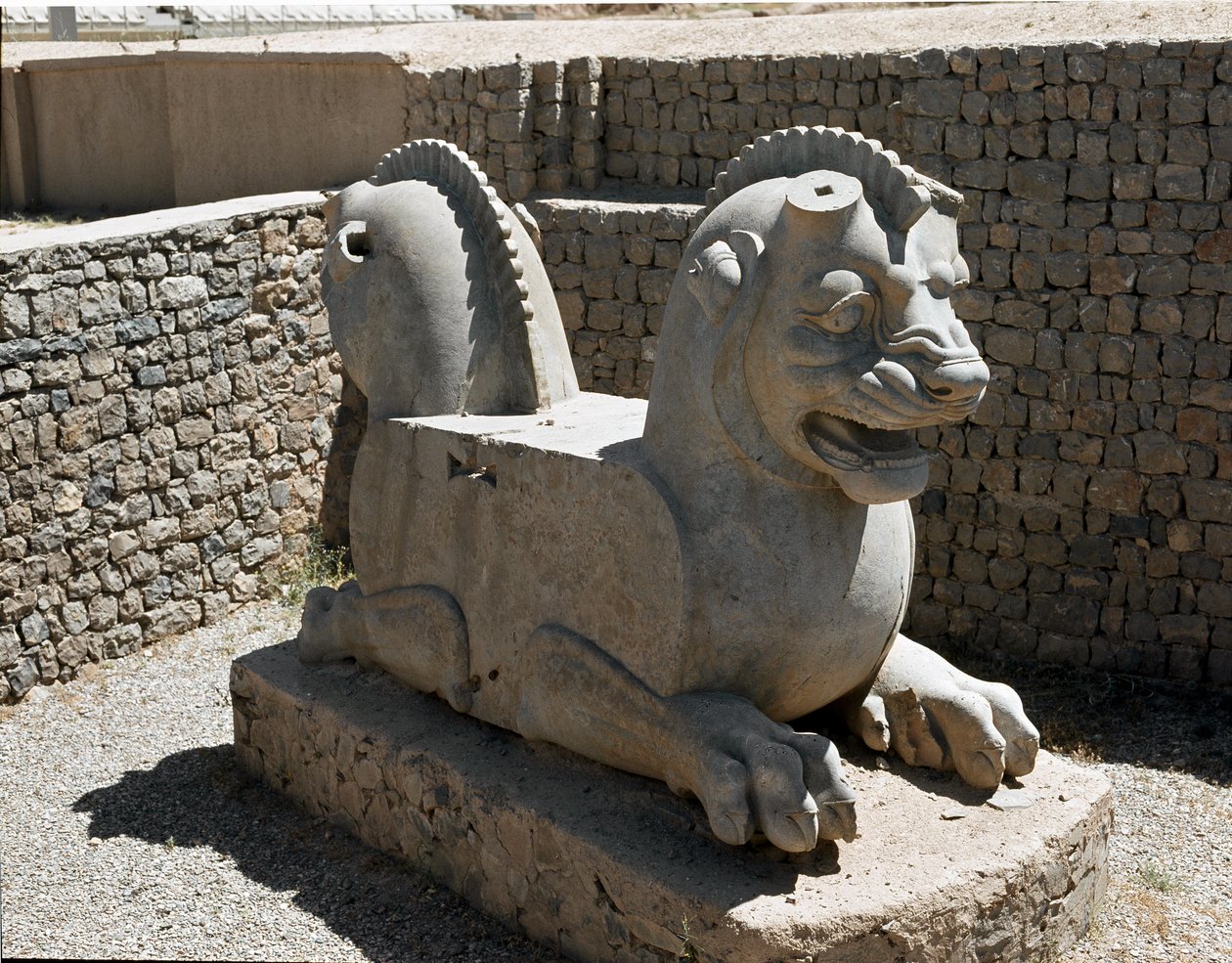 Protomos em forma de leão, século VI a.C. | Persian School