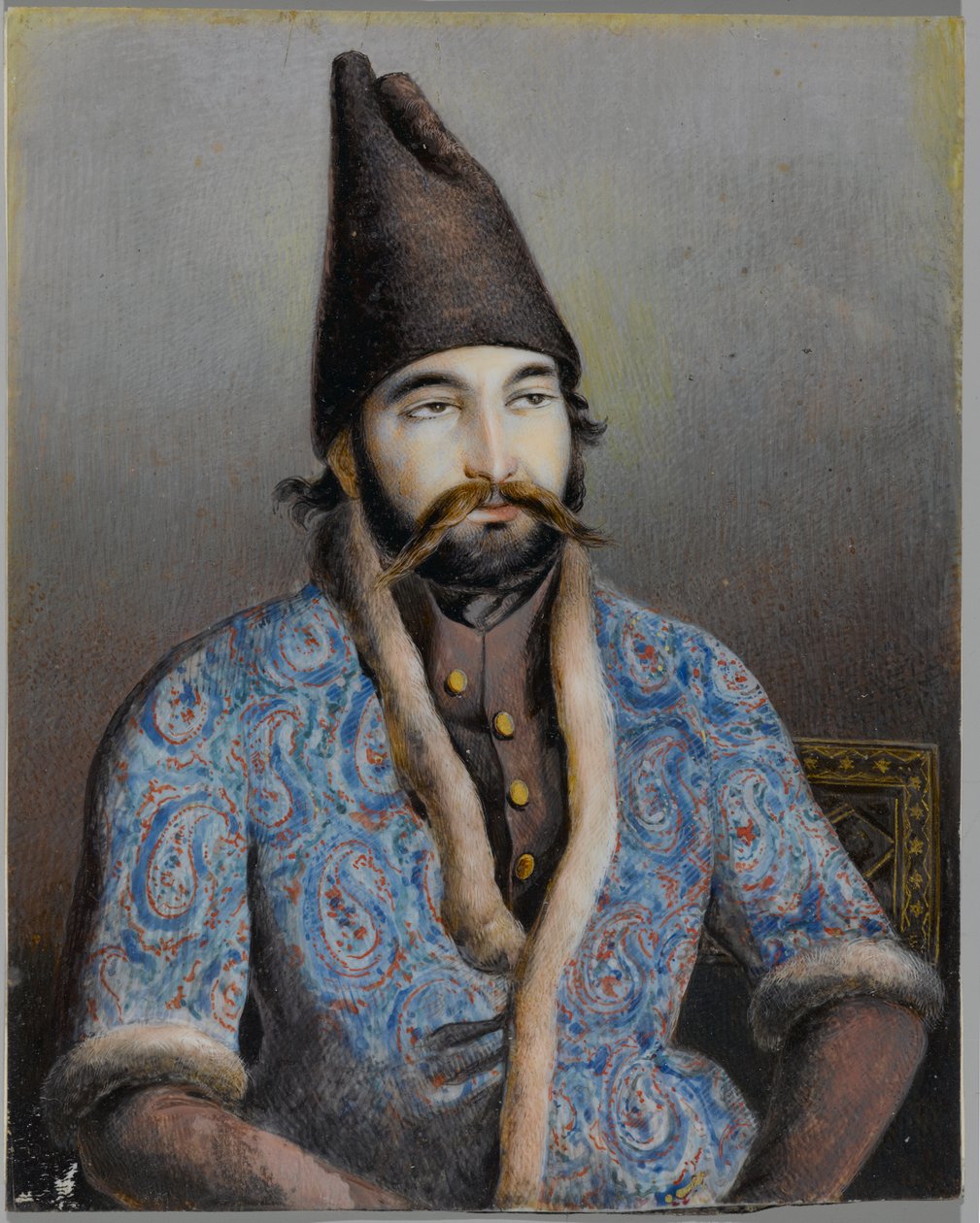 Retrato de um nobre ou figura real, possivelmente Muhammad Shah Qajar (tinta e wc opaco em marfim ou concha) de Persian School