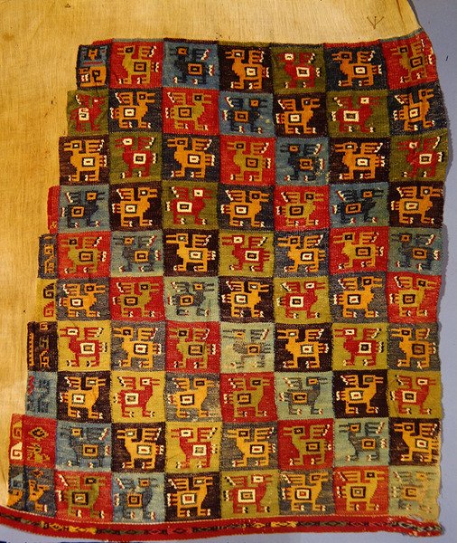 Têxtil para pássaros, Tiahuanaco (lã de lhama) de Peruvian School