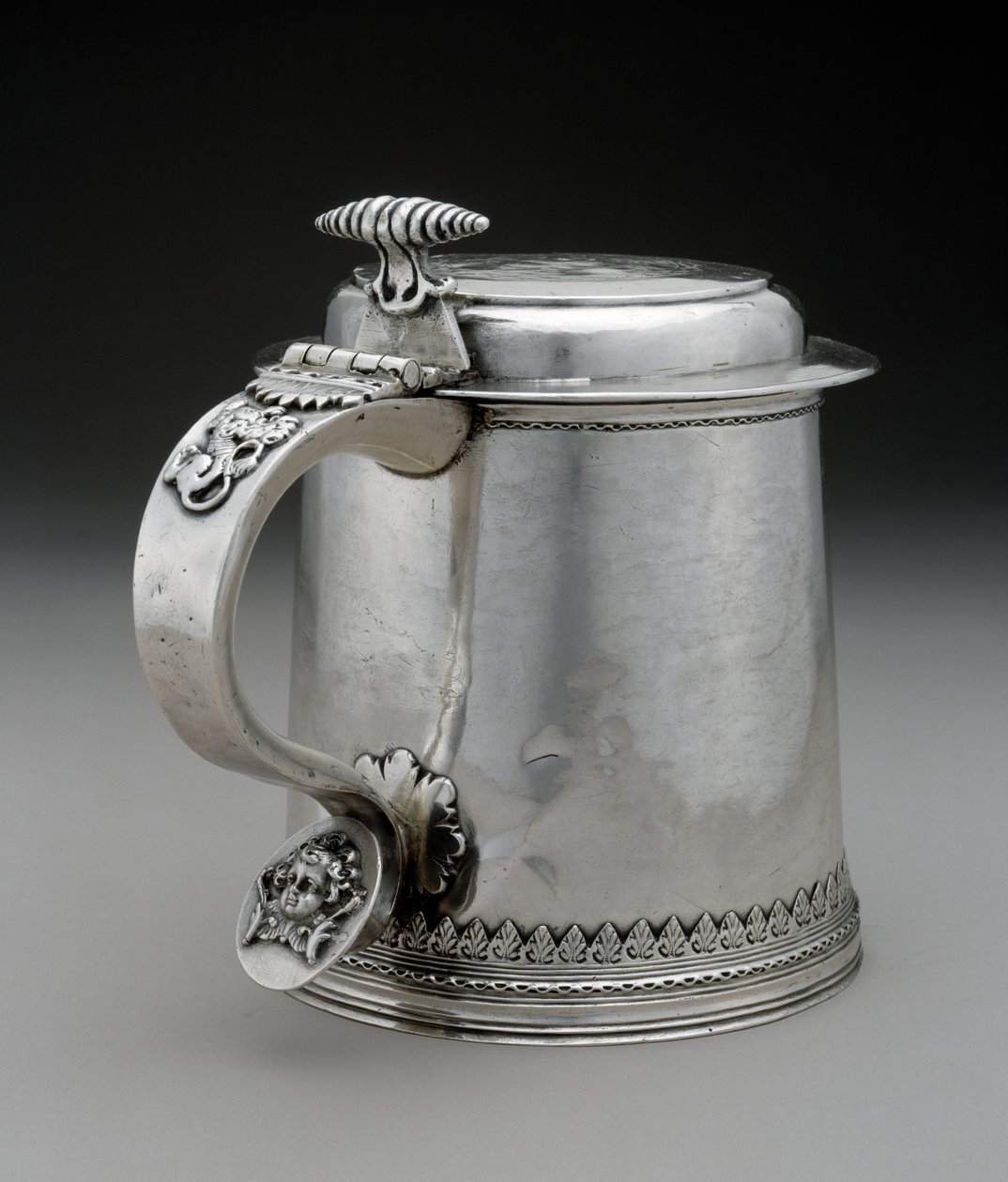 Tankard, c.1710 (prata) de Peter Van Dyck