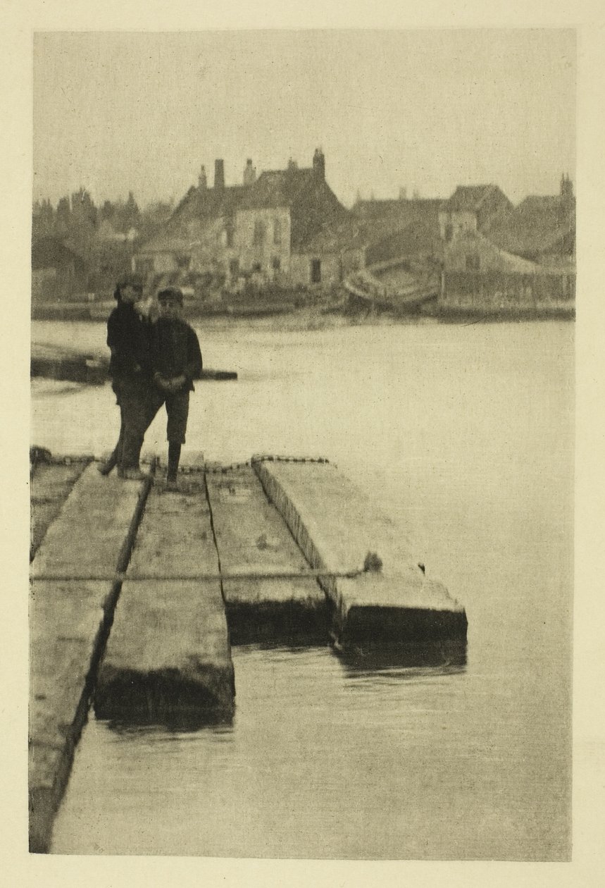 Sobre os baús de Peter Henry Emerson