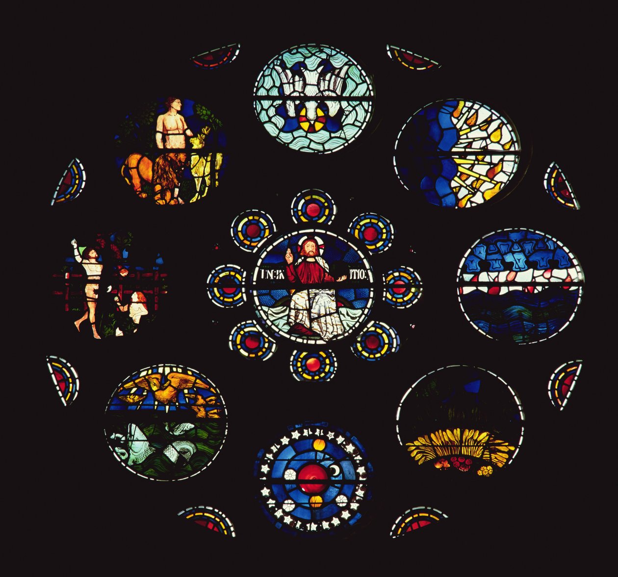 Rosácea (vitral) de Philip Webb