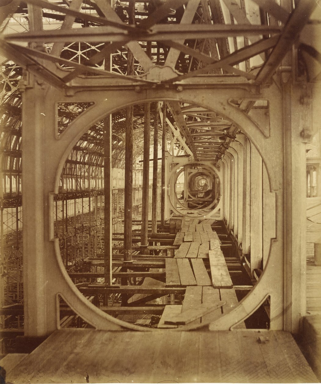 A Galeria Superior, 1854. de Philip Henry Delamotte