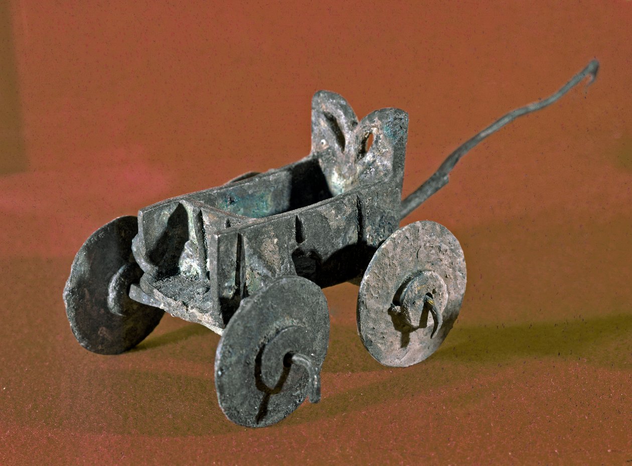 Civilização dos Fenícios: tanque votivo em bronze. 2530 AC. Paris, Musee du Louvre de Phoenician Phoenician