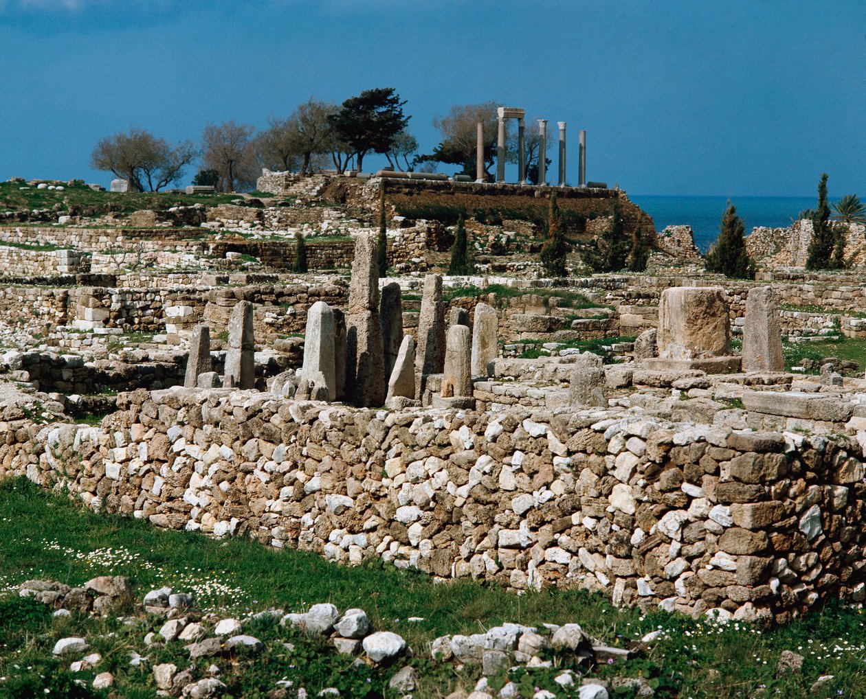 O Templo dos Obeliscos de Phoenician Phoenician
