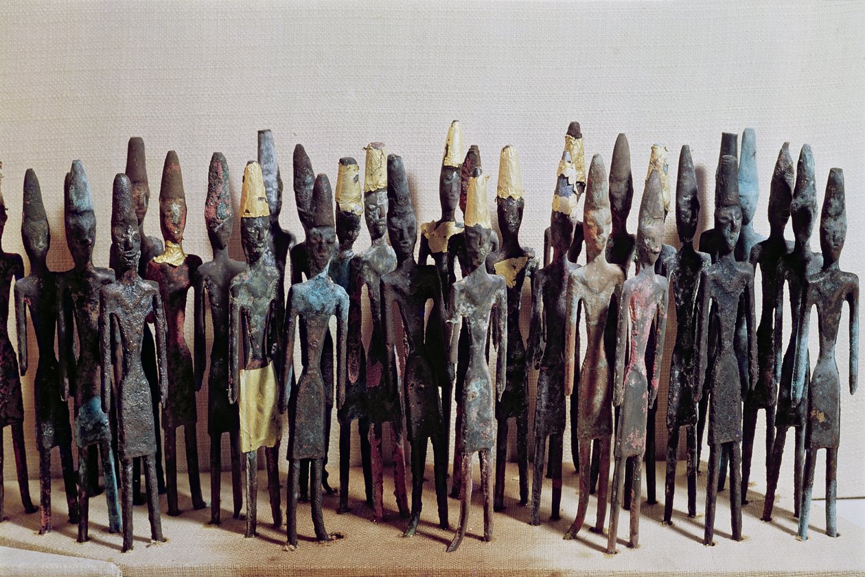 Oferta de estatuetas, do Templo de Obeliscos, Byblos (ouro e bronze) de Phoenician School