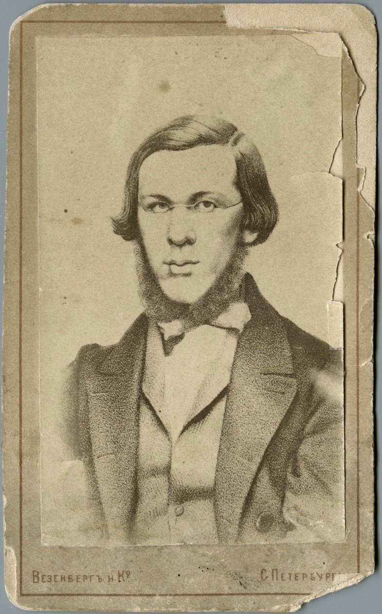Nikolai Alexandrovich Dobrolyubov 1836-1861, Betveen 1865 e 1900 de Photo studio Wesenberg