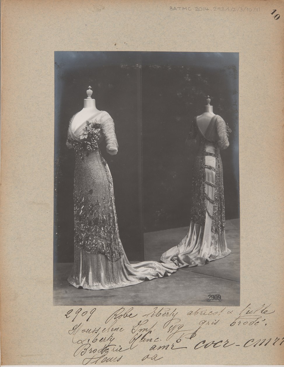 Página de Álbum: House of Worth, Vestido de Bola de Photographer French