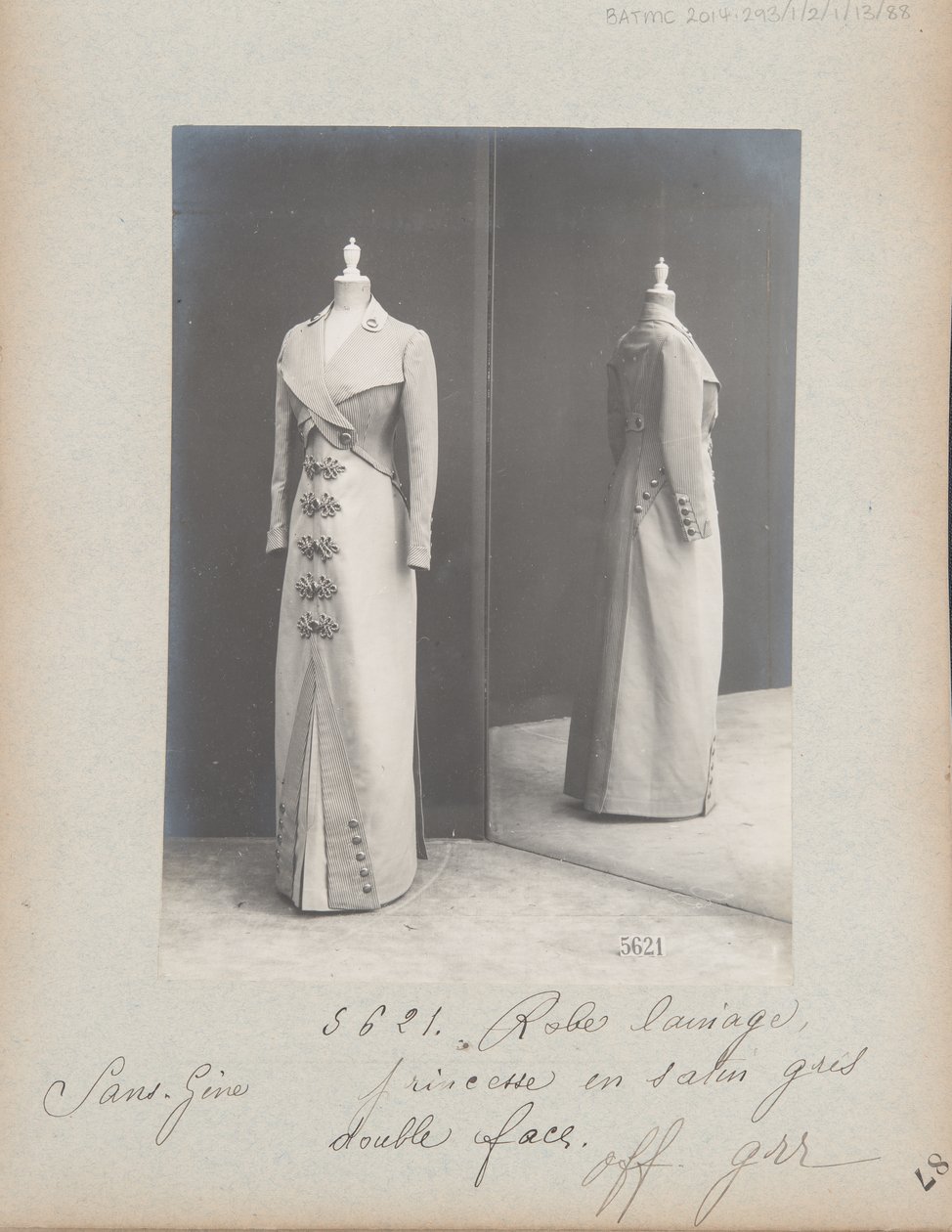 Página de Álbum: House of Worth, Vestido de Photographer French
