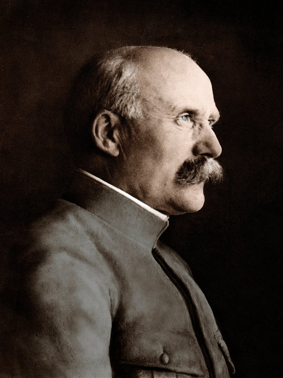 Retrato do Marechal Philippe Petain, ca. 1916-1917 (foto) de Photographer French