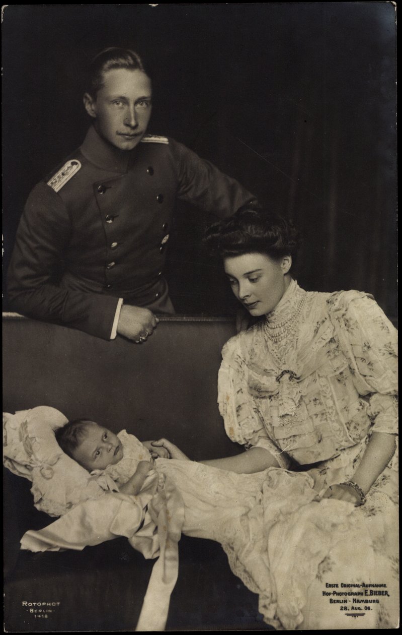 Par do Príncipe Herdeiro, Friedrich Wilhelm, Cecilie, RPH 1418 de Photographer German