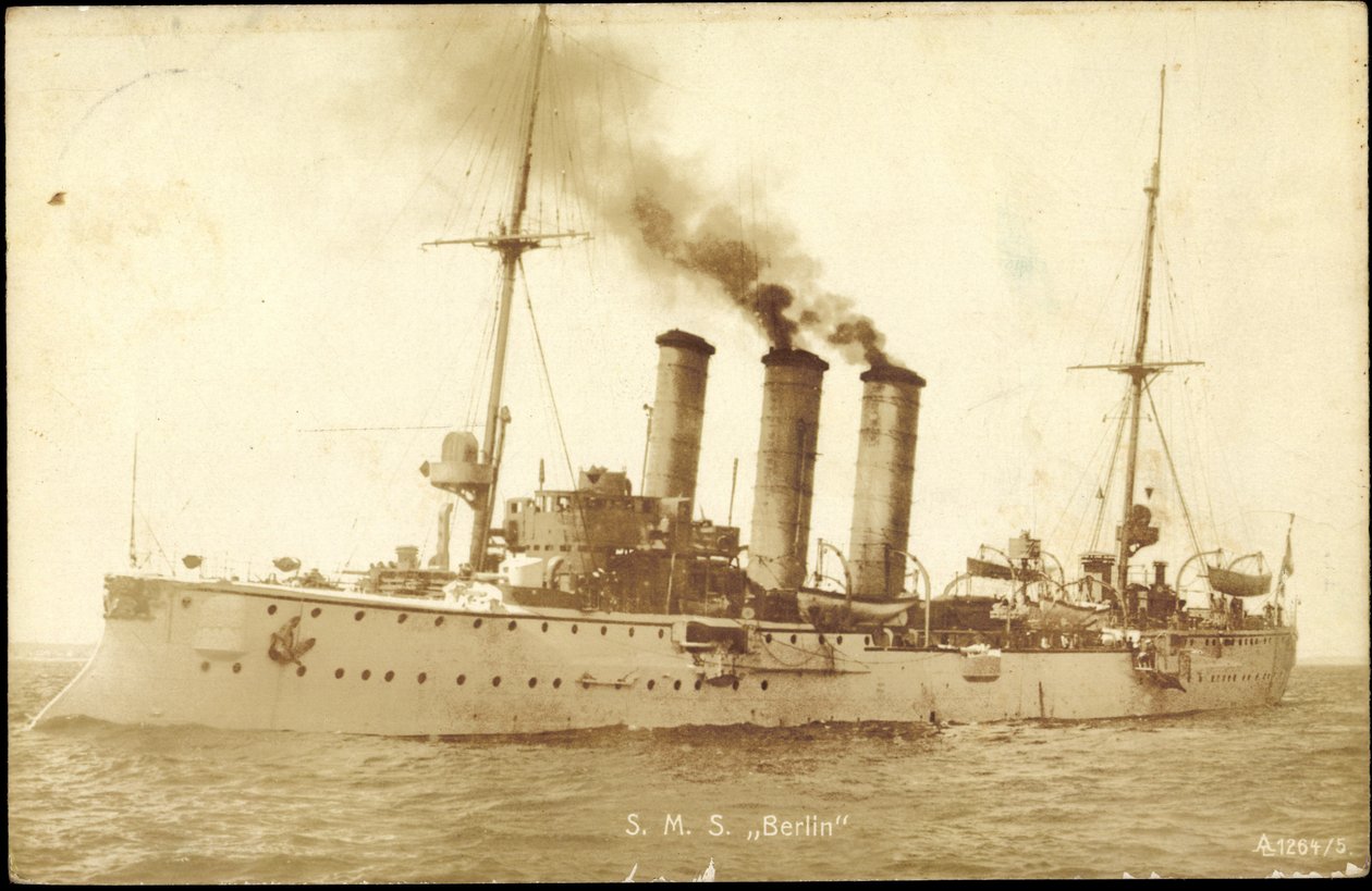 Foto Navios de guerra Alemanha, S. M. S. Berlim de Photographer German