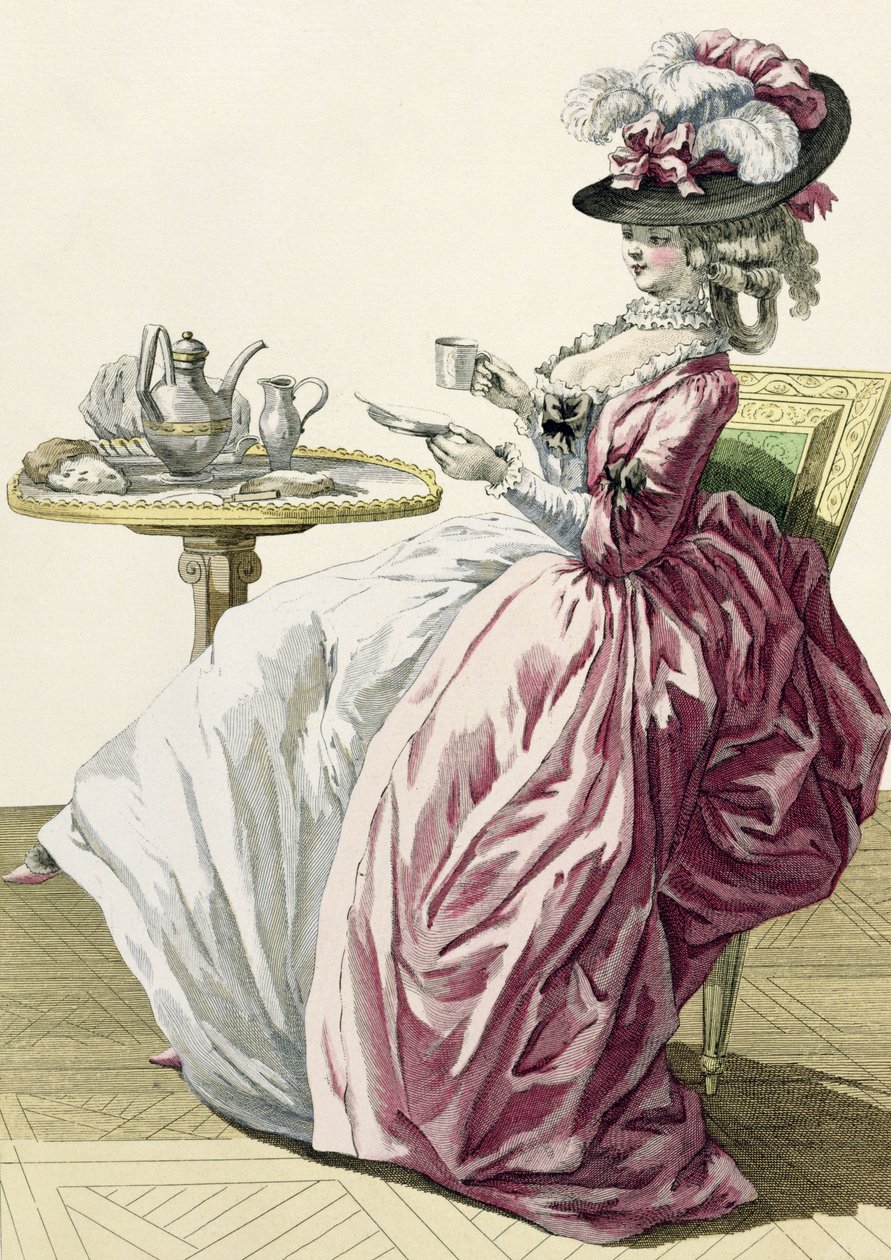 Mulher elegante em um vestido &39;a l&39;Anglaise&39; beber café, placa 183 de &39;Galerie des Modes et trajes Francais&39;, gravada por Bacquoy, 1778 de Pierre Thomas Le Clerc