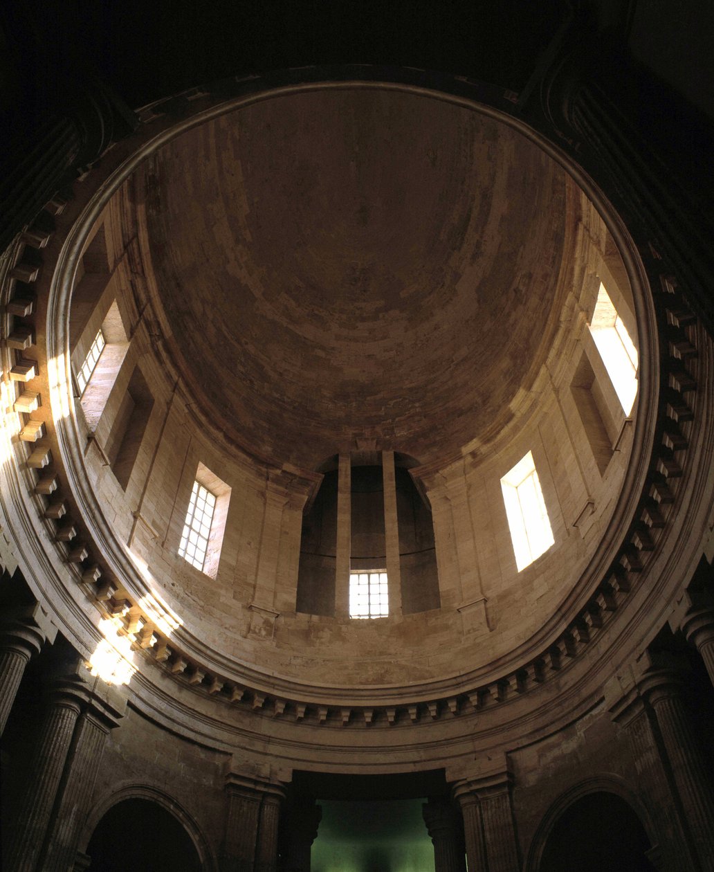 Arquitectura barroca: Capela da Carruagem Antiga (1679 - 1707), mosteiro de Marselha, do arquitecto Pierre Puget (1622 - 1694). Vista interna. Marseille, Bouches du Rhone (Bouches-du-Rhone) (13). de Pierre Puget