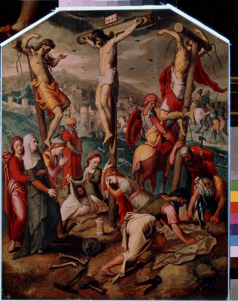 Calvário (Calvário). No Gólgota, Jesus Cristo é crucificado com os outros dois condenados à morte. Ele leva o sinal INRI (I.N.R.I.) na cruz. Ao pé da cruz, Santa Maria Madalena chora pela morte de Jesus, a sua garrafa é entornada no chão. Santa Verónica de Pieter I Pietersz