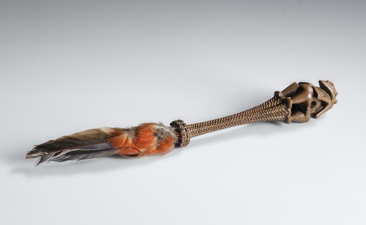 Identificador de Mosca, com punho octogonal entalhado que termina em uma figura bifrontal esculpida de um deus, Ilhas da Sociedade, Taiti (madeira) de Polynesian