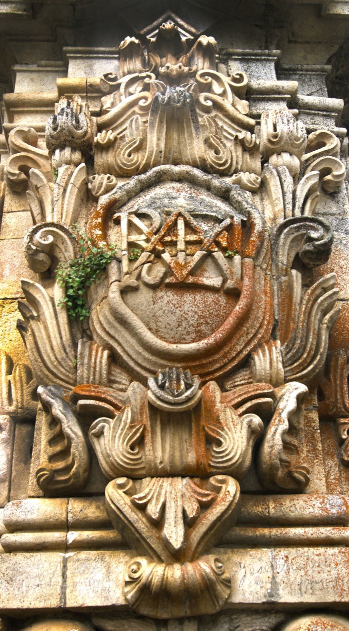 South face of the Santuário de Nossa Senhora dos Remédios obelisk, Lamego, Portugal. 1738 (granite) de Portuguese School