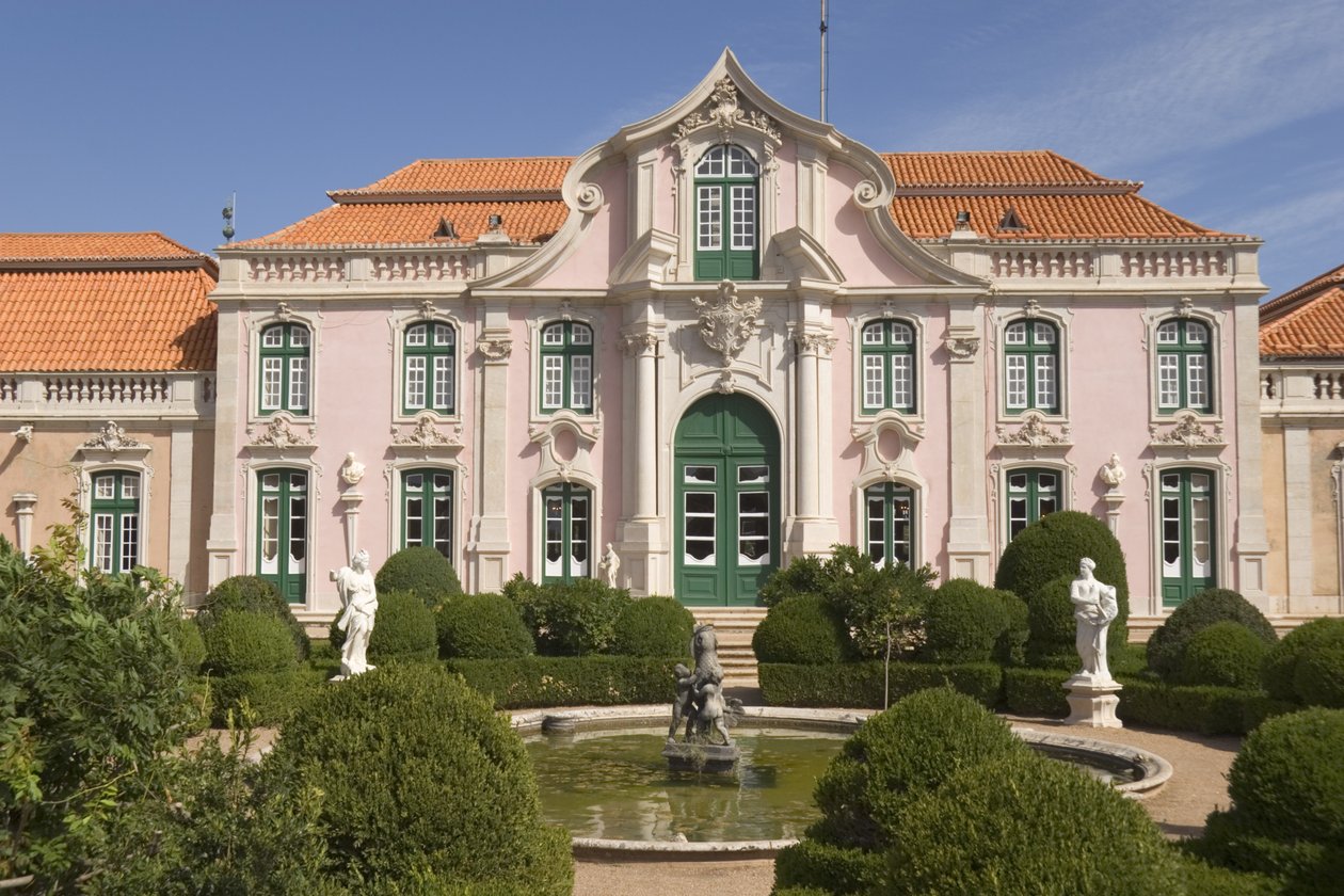 Vista do exterior de Portuguese School