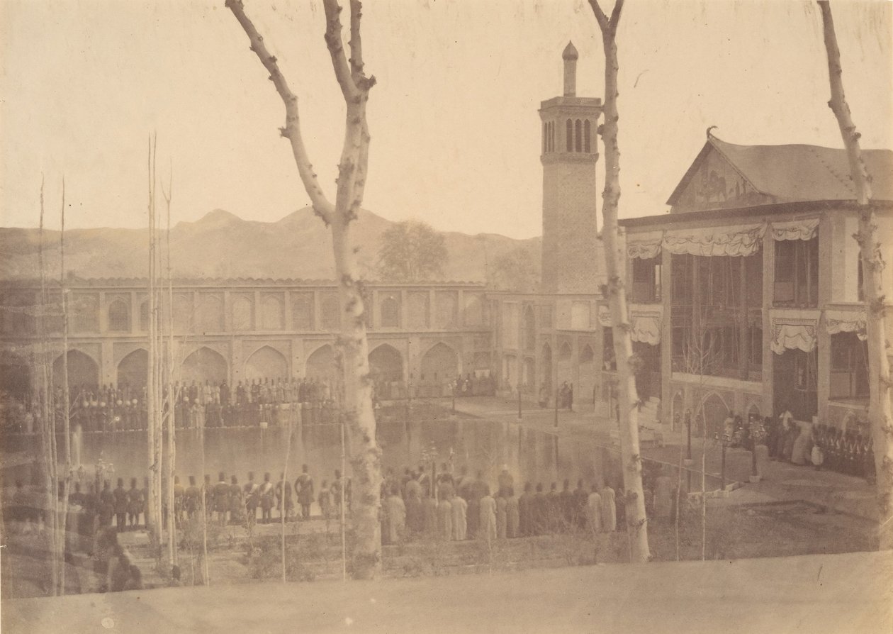 [Palácio do Xá, Prestando homenagem ao XáFete de Salam, Teerã, Irã [mesmo..., 1840s-60s. de Possibly by Luigi Pesce.