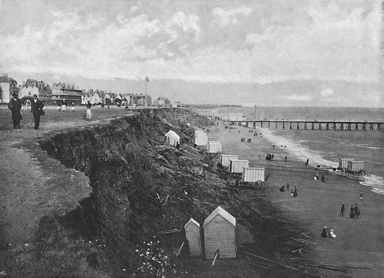 Clacton: a praia, c1896 de Poulton and Co