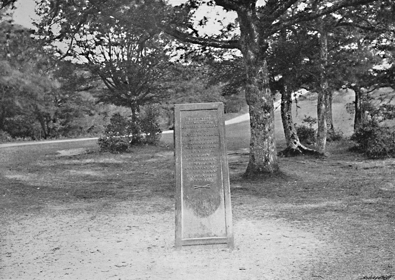 Pedra de Rufus, floresta nova, c1896 de Poulton and Co