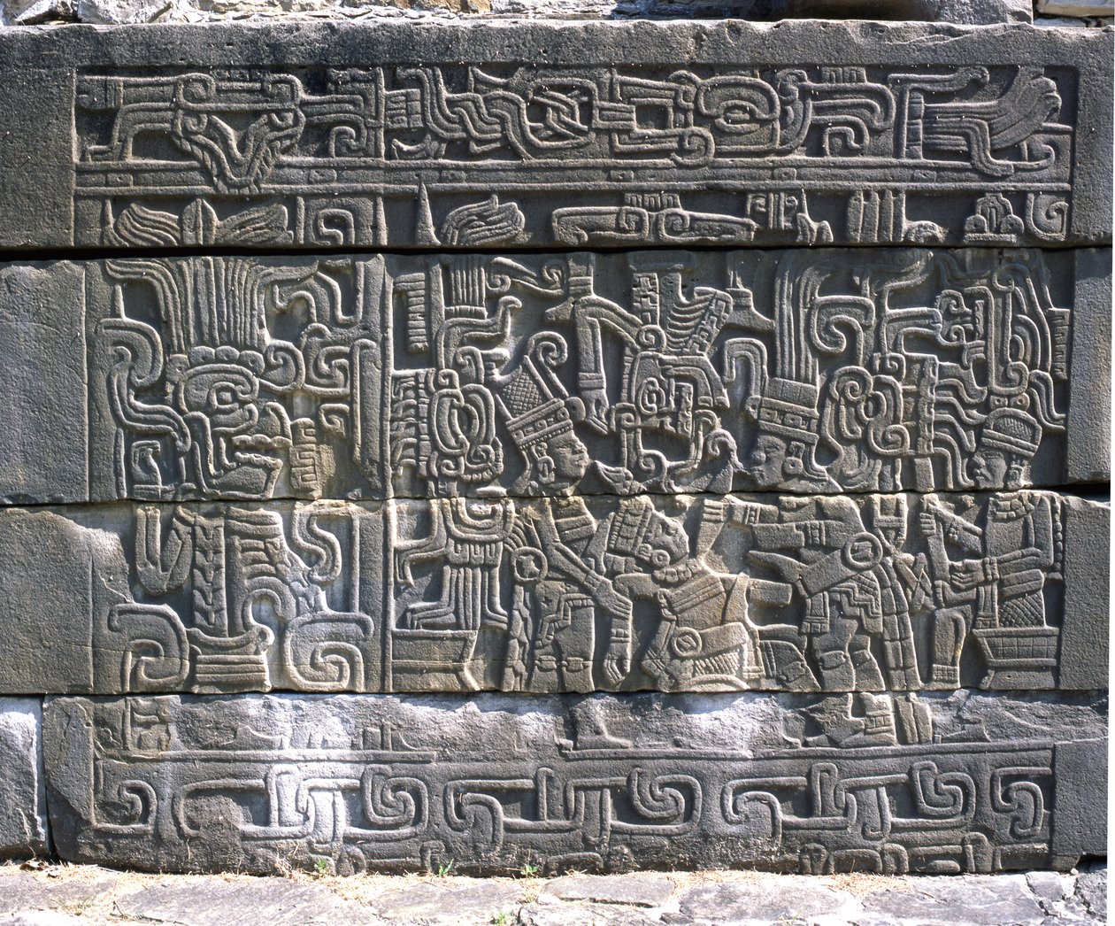 Alívio Nordeste, Muro Norte, Quadra Sul, Período Clássico Superior de Pre Columbian