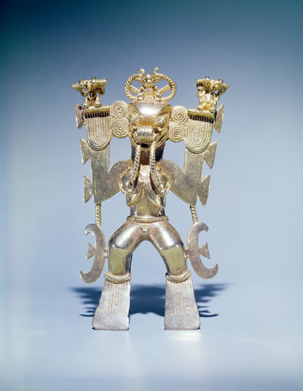 Pingente representando um deus de crocodilo, La Vaca, Punta Burica, Costa Rica (ouro) de Pre Columbian