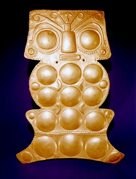 Peitoral das cabeceiras do rio Sinu, possivelmente estilo Calima (ouro) de Pre Columbian Pre Columbian