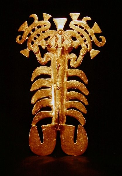 Pingente representando um animal mitológico, de Puerto Jimenez, Península de Osa, Costa Rica (ouro) de Pre Columbian Pre Columbian