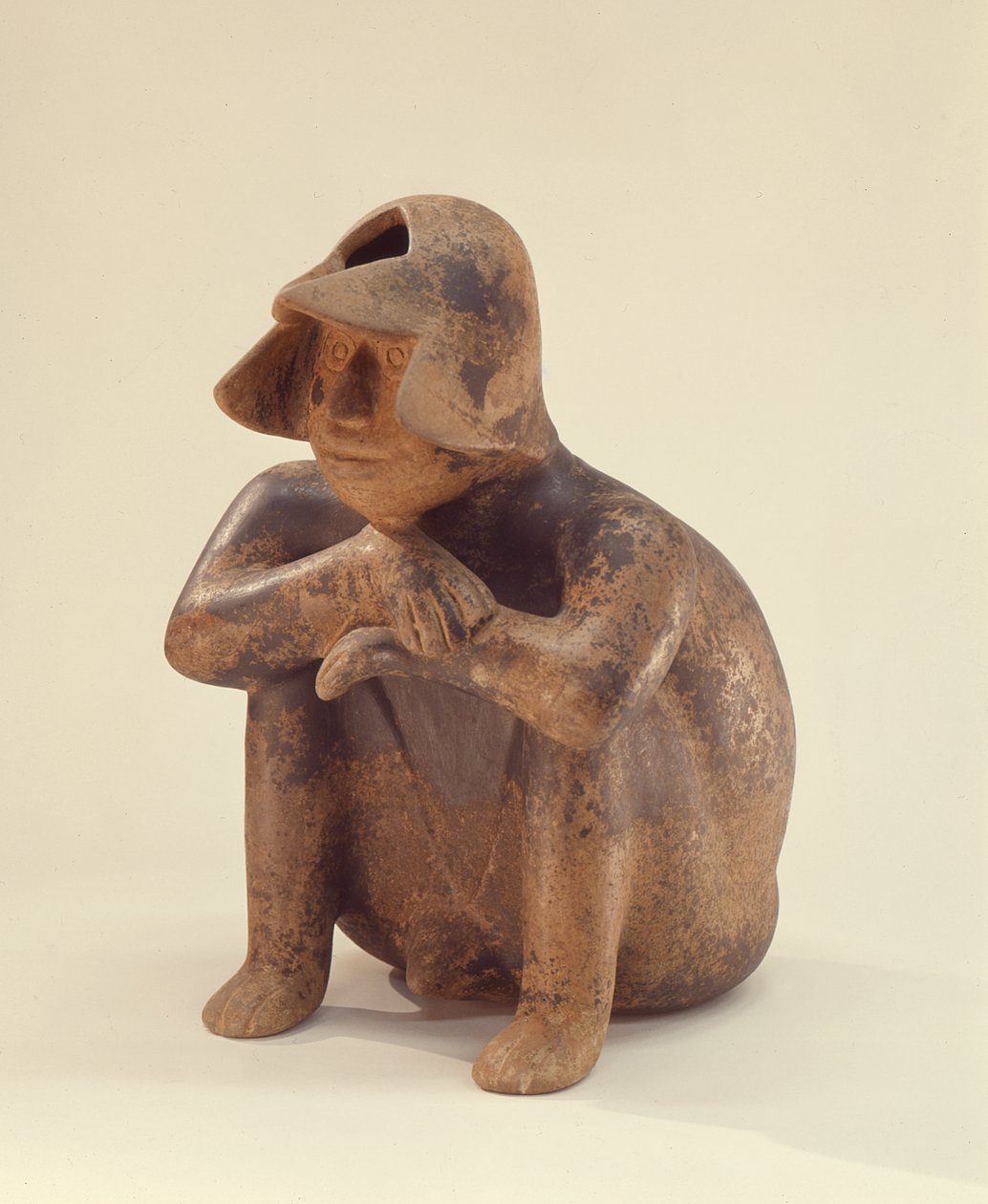 Homem sentado, Colima Culture (cerâmica) de Pre Columbian Pre Columbian