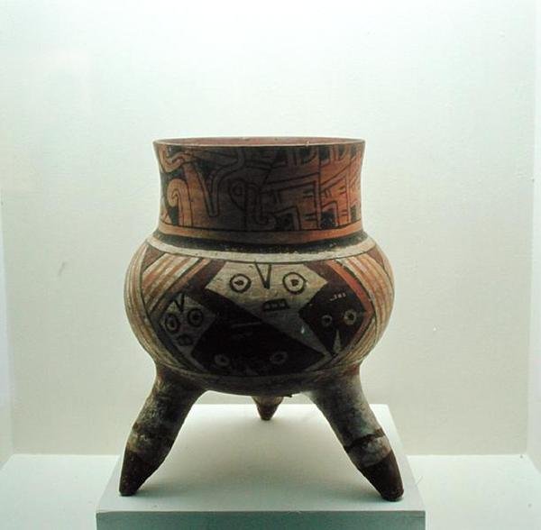Vaso de tripé de Pre Columbian Pre Columbian