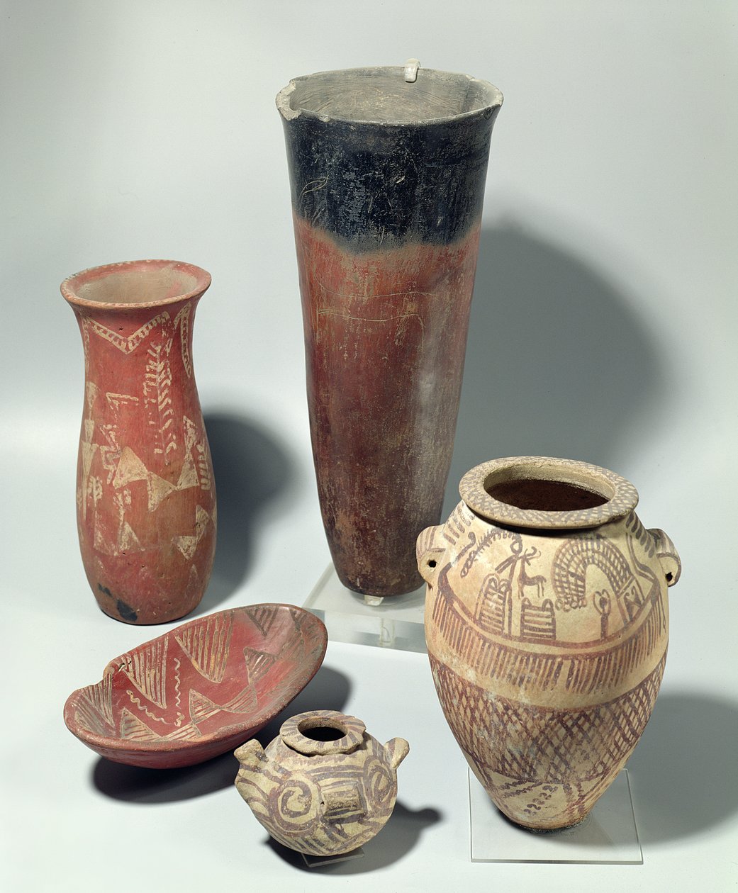 Seleção de vasos, período Naqada III, 4000-3100 aC (terracota) de Predynastic Period Egyptian