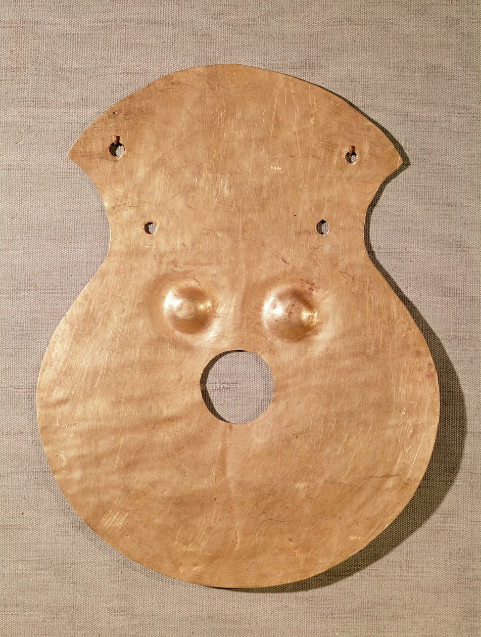 Ídolo em forma de violino, de Moigrad, 2500-2000 aC (ouro) de Prehistoric