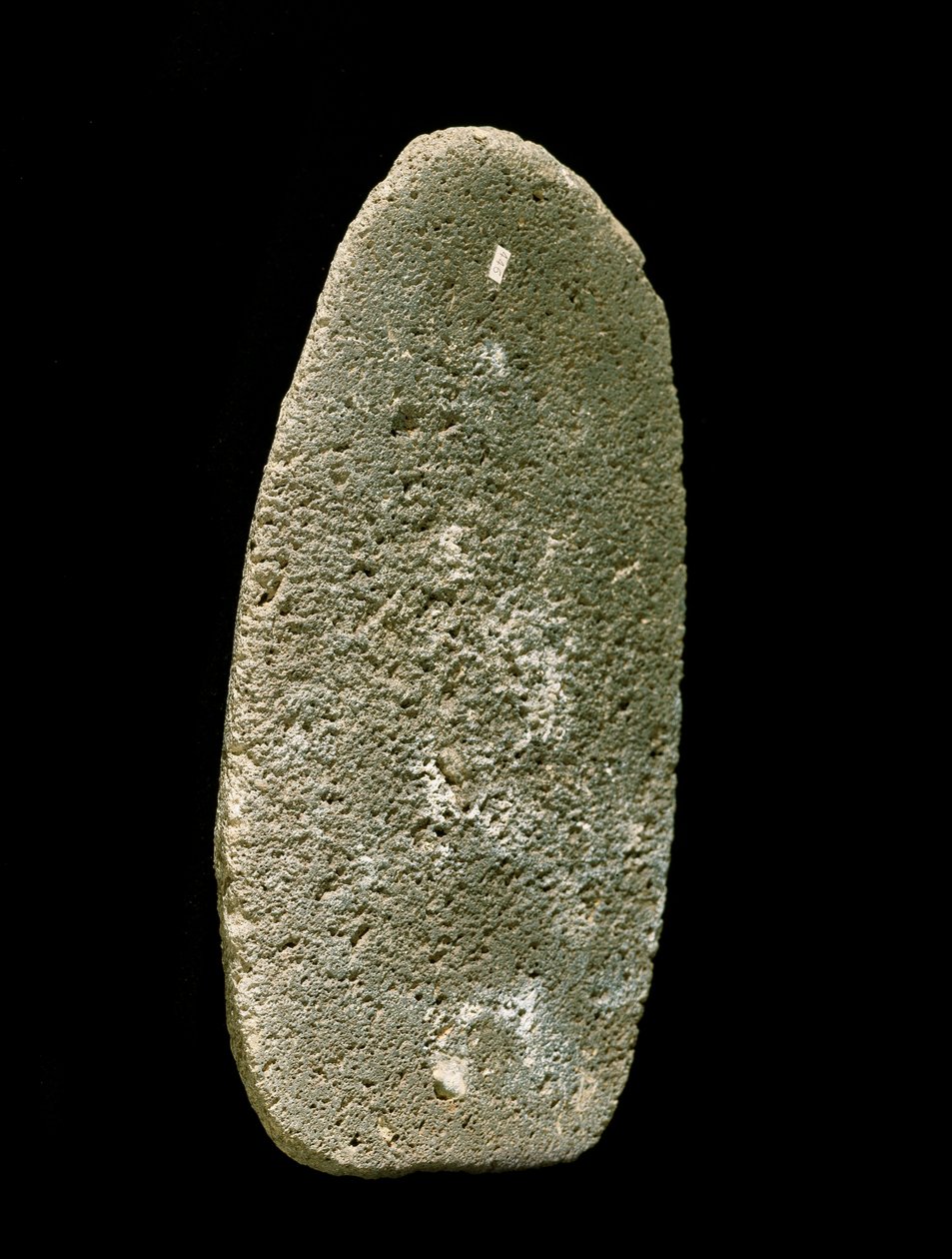 Pré-histoire: ferramenta de pedra usada para moer o trigo. Neolítico. Umbria, Itália. Perugia, Museo Archeologico Nazionale dell