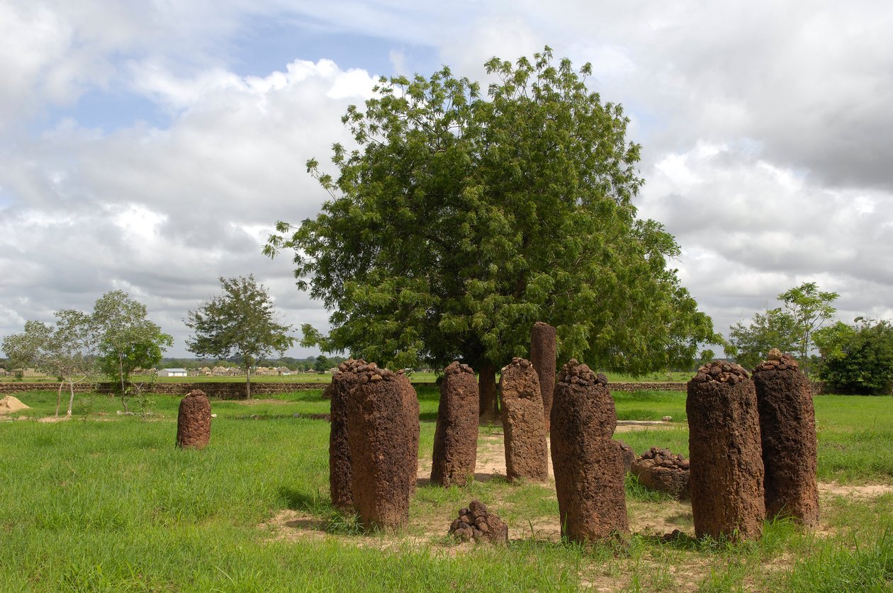 Pré-história: Círculo megalítico de pedras de Wassu, Gâmbia (foto) de Prehistoric Prehistoric