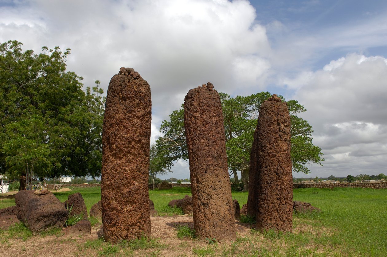 Pré-história: Círculo megalítico de pedras de Wassu, Gâmbia (foto) de Prehistoric Prehistoric