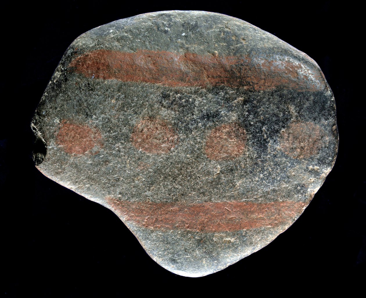 Pré-história: calhau pintado do tempo do brasileiro. 9000 AC. Saint-Germain-en-Laye, Museu Nacional de Arqueologia de Prehistoric Prehistoric