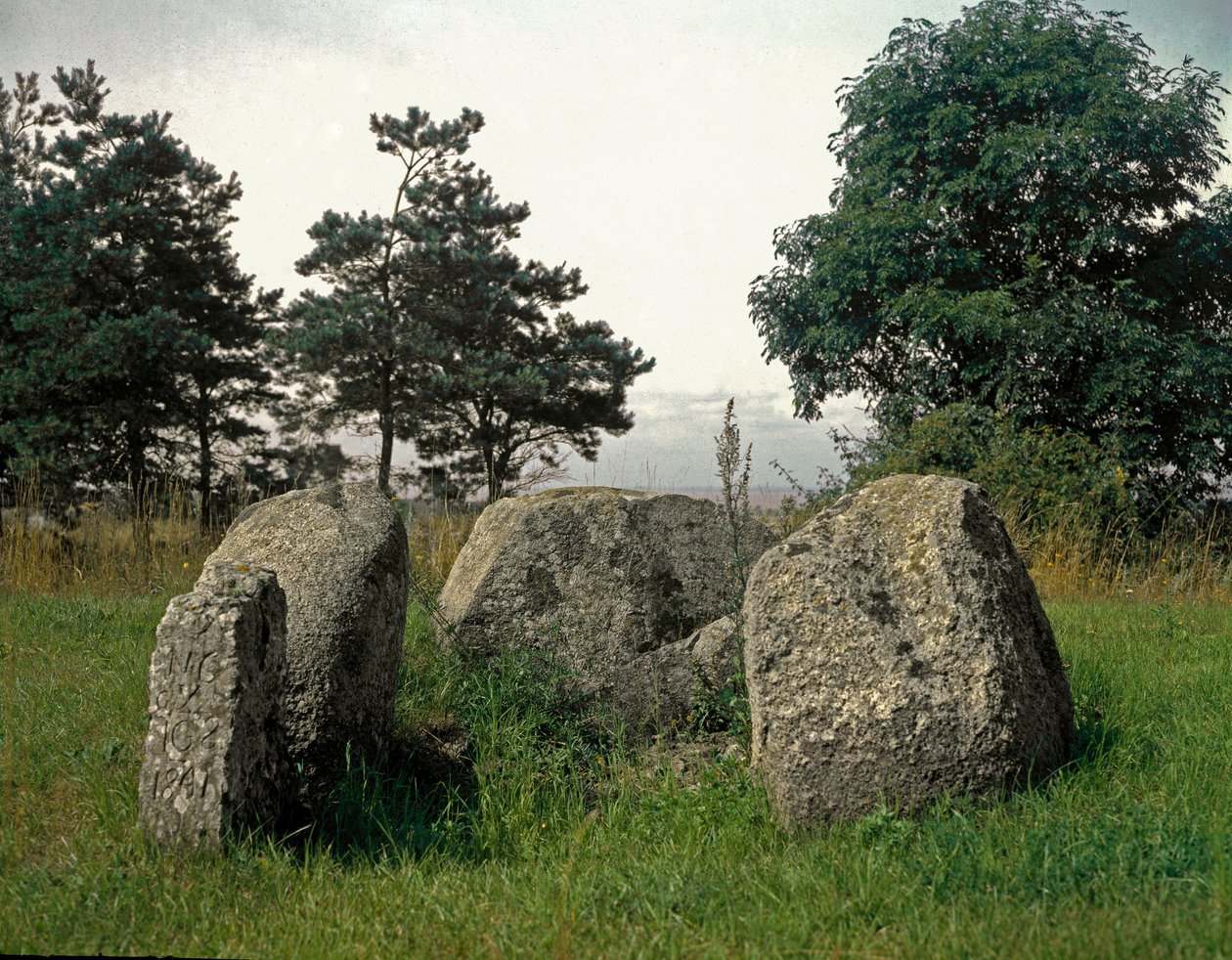 Pré-história: túmulo da Idade da Pedra. de Prehistoric Prehistoric