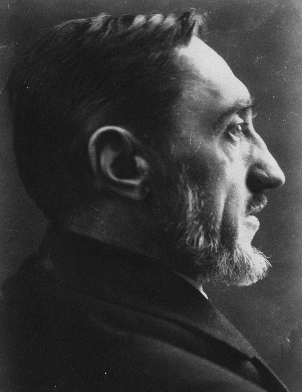 Ivan Khmeliov (Khmelov ou Chmeleff) - Retrato do escritor Ivan Sergeyevich Shmelyov (1873-1950), de Shumov, Pyotr Ivanovich (1872-1936). Fotografia de Pyotr Ivanovich Shumov