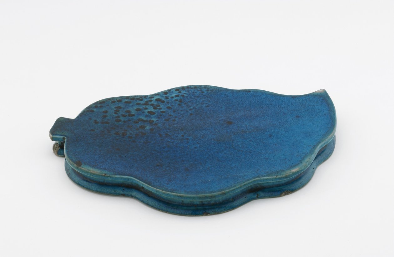 Fique em forma de folha, do século XVIII ao XIX (cerâmica) de Qing Dynasty Chinese School
